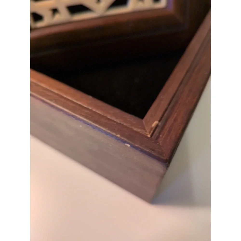 Wooden Keepsake Box Geometric Art Lattice Inlay Middle Eastern Style Brown